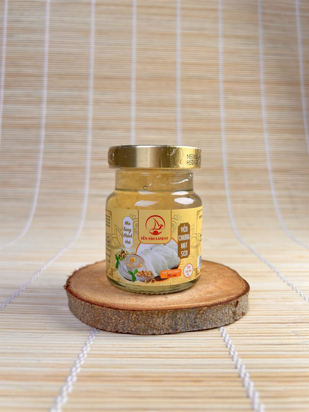 Yến Chưng Hạt Sen Lanest